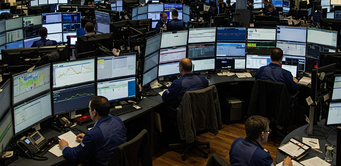 Economic Uncertainty Grips International Markets Following Major Global Bank Announcement